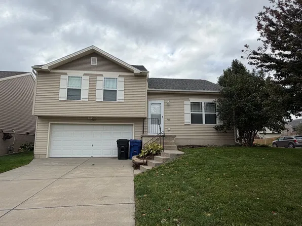 19521 Laci St, Omaha, NE 68135