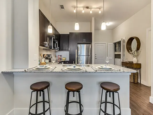 Luxury Apartments in Farmers Branch TX