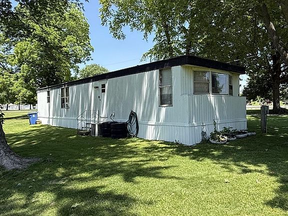 5th image of 6011 Grigsby Ln