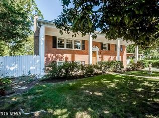 6412 Kroy Dr, Springfield, VA 22150