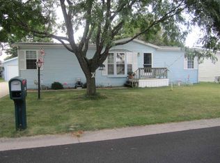 5455 Mahogany Ln, Roscoe, IL 61073
