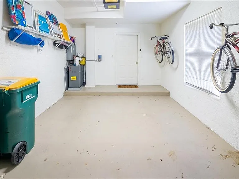 8500 Mystic Greens Way #5-505 — Photo 31