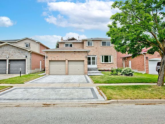 3rd image of 134 Cooperage Cres