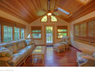 58 Pumpkin Hill Rd, Groton, CT 06355