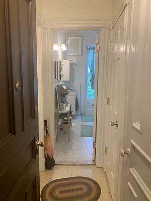 Rented by Compass | media 31