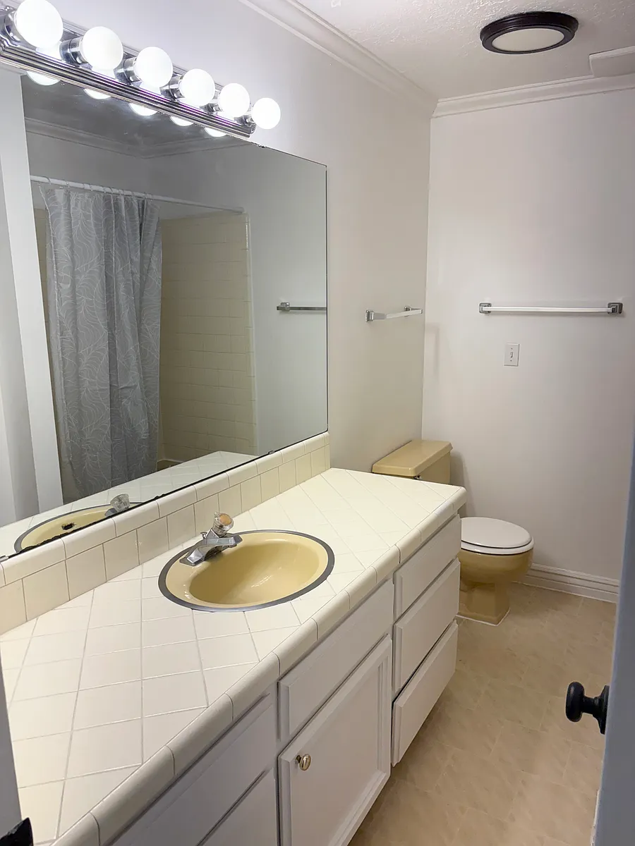 Building Photo - 2164 N 250 W #4