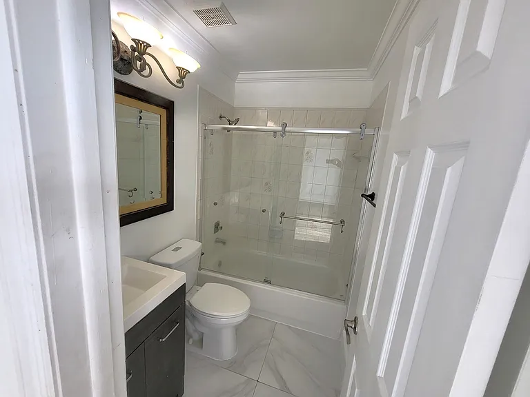 22220 SW 103rd Ave #22220 — Photo 11