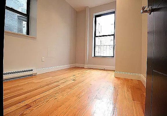 4th image of 926 Amsterdam Ave APT 5