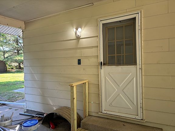 3rd image of 8190 Owen Dr