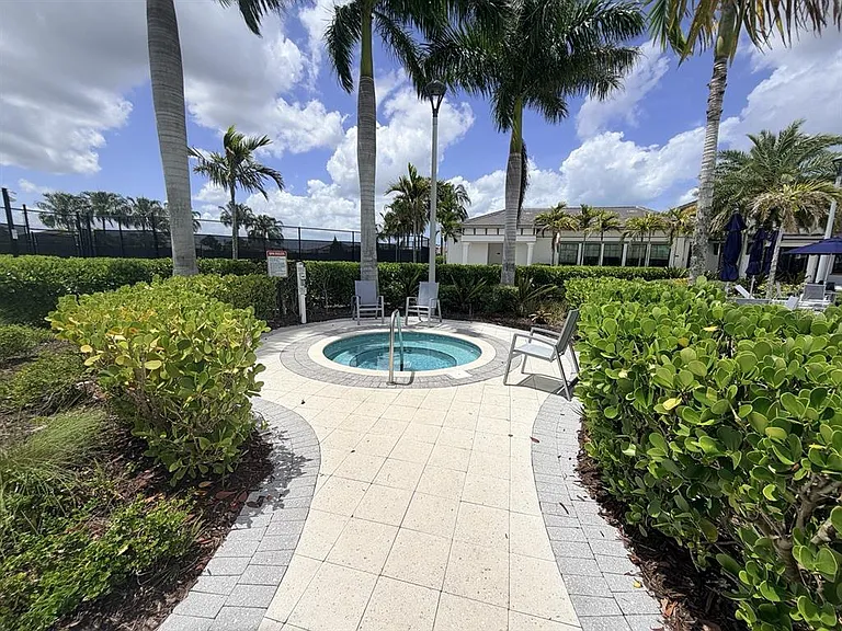 5738 Long Shore Loop — Photo 37