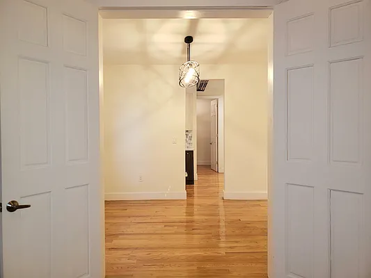 Rented by Signature Property Realty | media 18