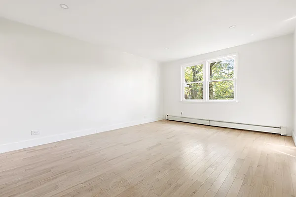 Sold by Compass | media 5