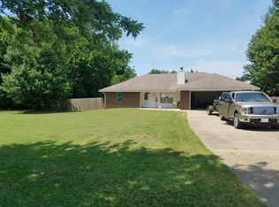 1004 Willow Ct, Siloam Springs, AR 72761