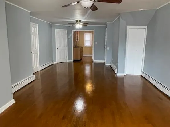 14 Meadow Street image 9 of 49