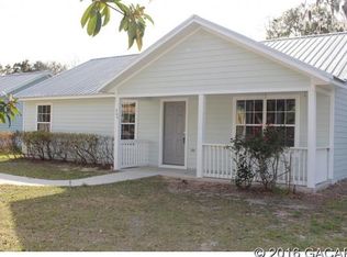 404 SE 3rd St, Williston, FL 32696