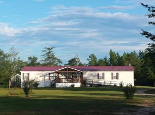2240 Lake Lannell Rd, Odum, GA 31555