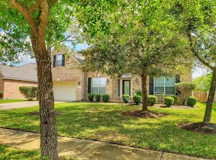 5617 Autumn Grove Ln, Rosharon, TX 77583