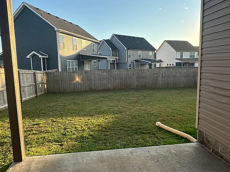 1124 Eagles View Dr — Photo 45