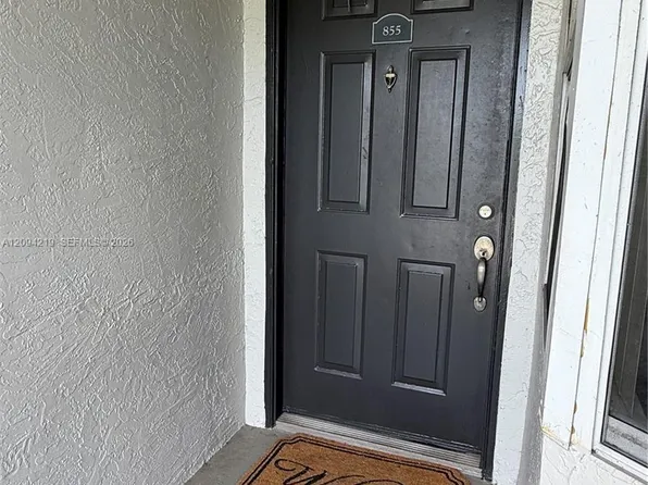 855 SW 113th Way #855, Pembroke Pines, FL 33025