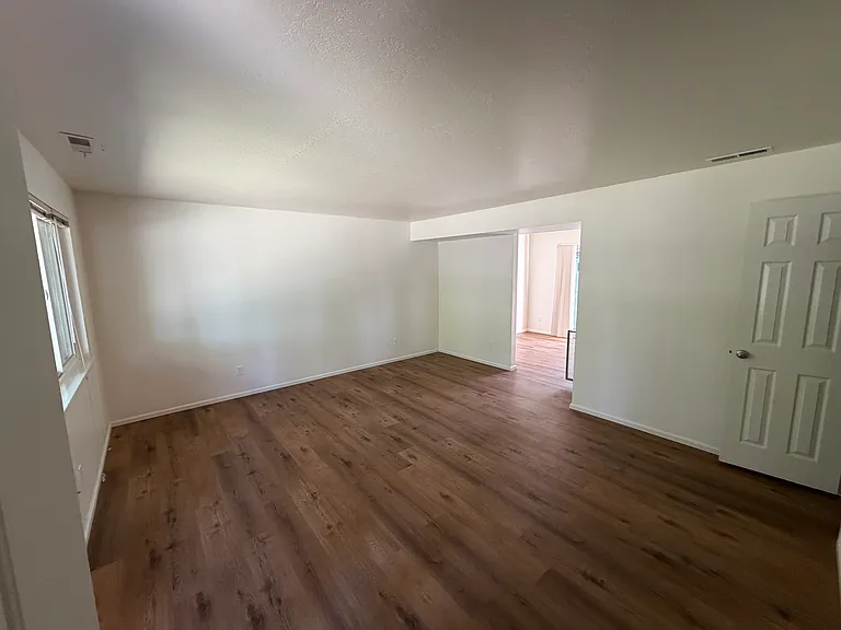 724 B St #724 — Photo 5