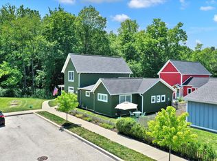10458 Robinwood Ct, Zionsville, IN 46077