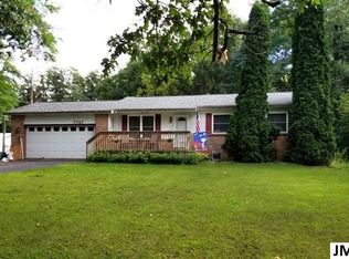 7747 Napoleon Rd, Jackson, MI 49201