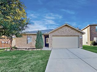 617 Rio Bravo Dr, Haslet, TX 76052