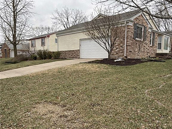 3rd image of 2198 Gary Ct