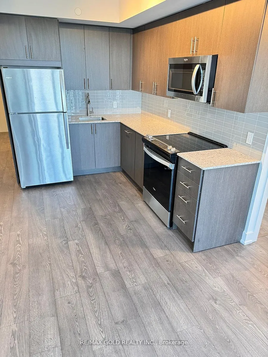 Building Photo - 2550 Simcoe St N #2316