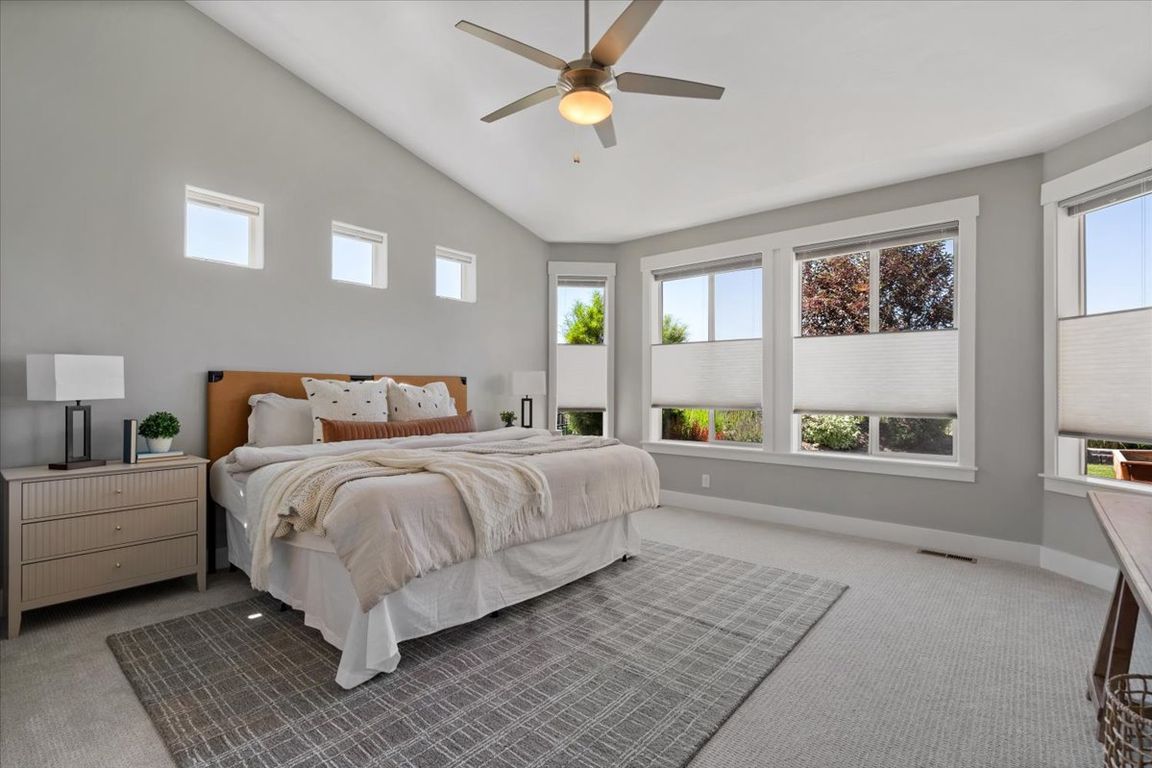 next background image