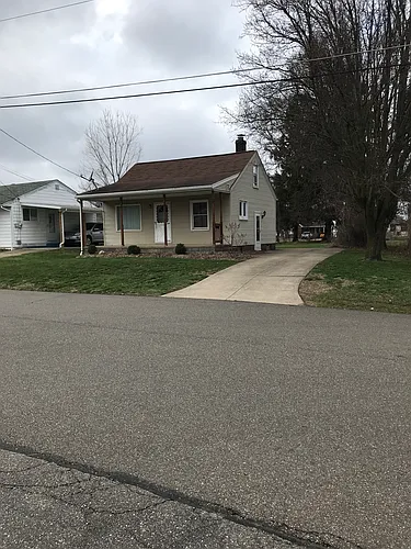 207 Donald Pl SW Photo 1