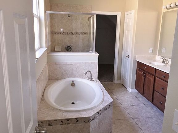 3rd image of 3272 Sorrel Ct
