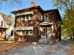 2228-2230 10th St, Rockford, IL 61104