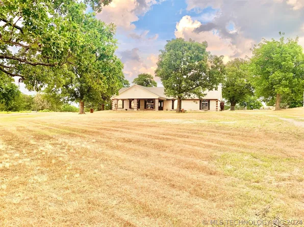 30333 1239th Rd #D, Stigler, OK 74462