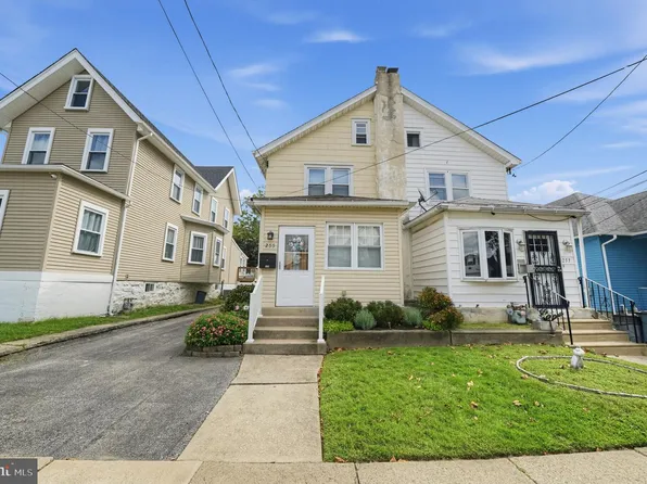 255 Hirst Ave, East Lansdowne, PA 19050