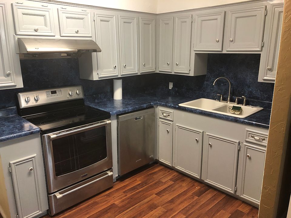 1st image of 107 E Willowick Ave APT 10