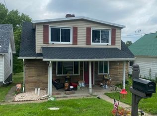 232 Fairview Ave, Masontown, PA