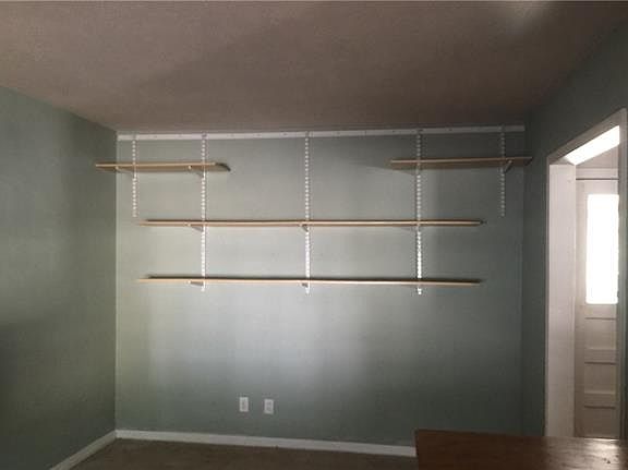 4th image of 3012 Glenda Ave