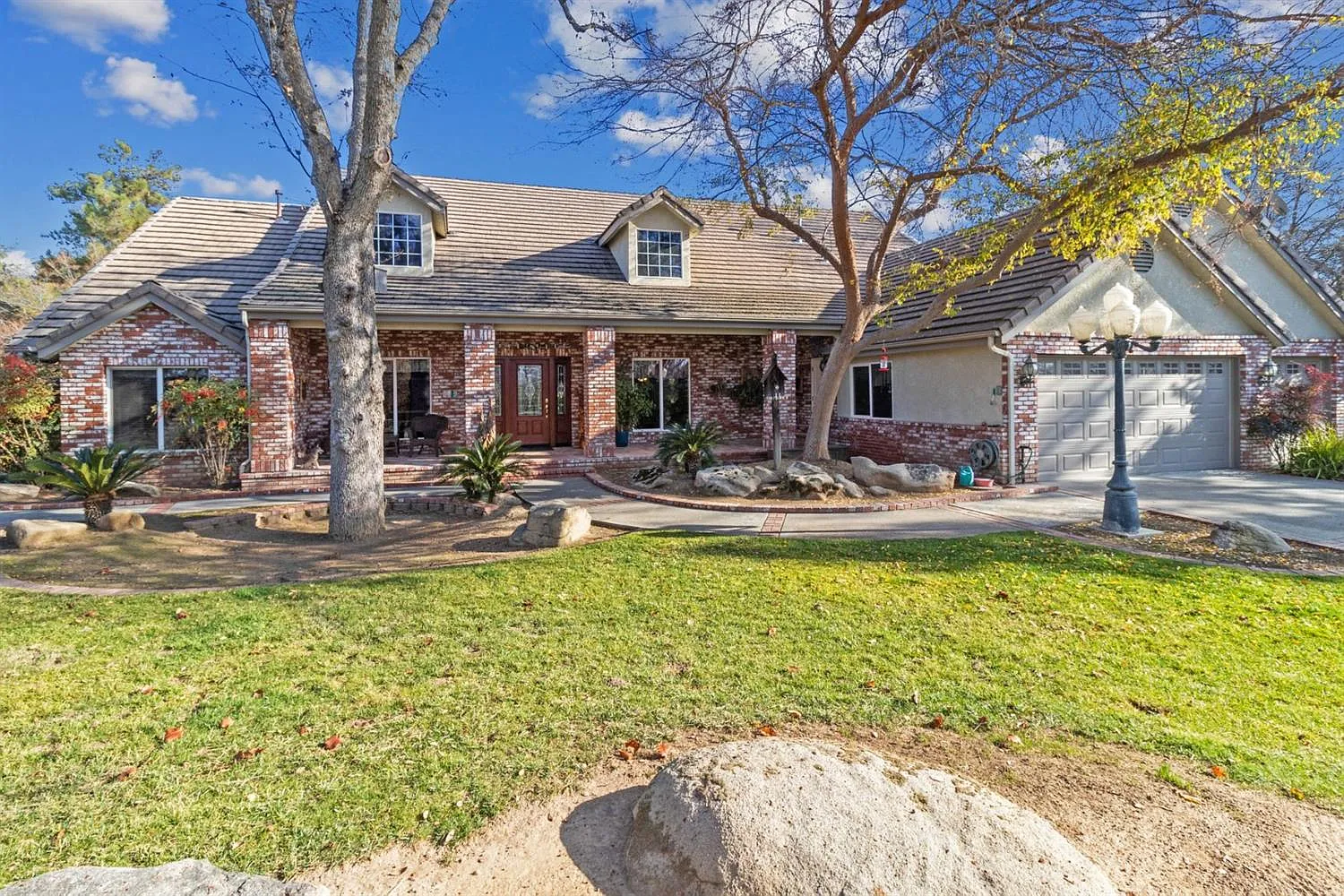 14568 Knox Ln photo 1
