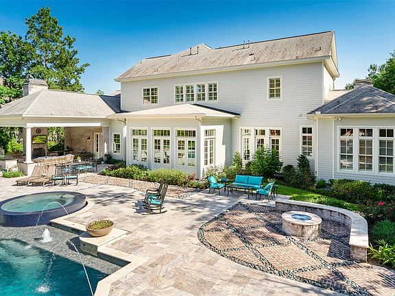 3rd image of 859 Eagle Pointe Dr