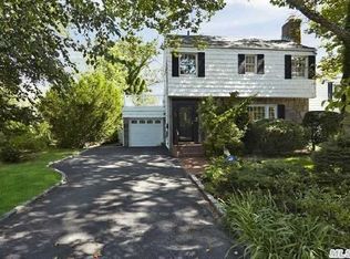 198 Franklin Ave, Malverne, NY 11565