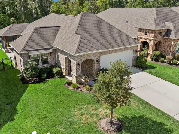 12215 Forest Villas Ln, Conroe, TX 77304