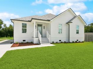 7211 Claiborne Ct, Arabi, LA 70032