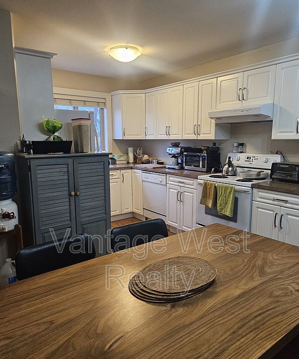 1st image of 1495B Kloppenburg Rd