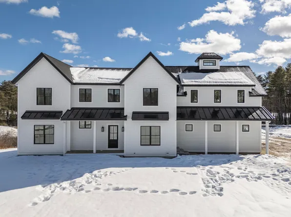 7 Meadow Brook Road, Pownal, ME 04069