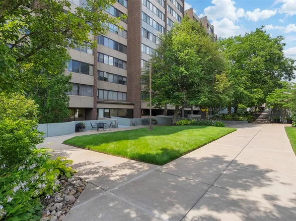 750 Washington Rd APT 205, Pittsburgh, PA 15228