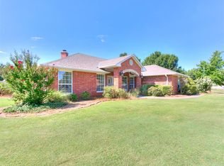 1206 Blugil Dr NE, Piedmont, OK 73078