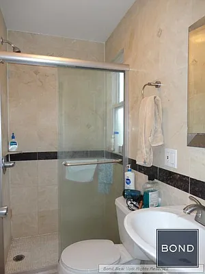 Rented by Bond New York | media 31