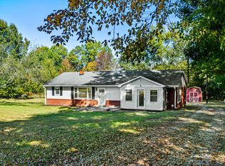 395 Lower Spruce Rd, Jeffersonville, KY 40337