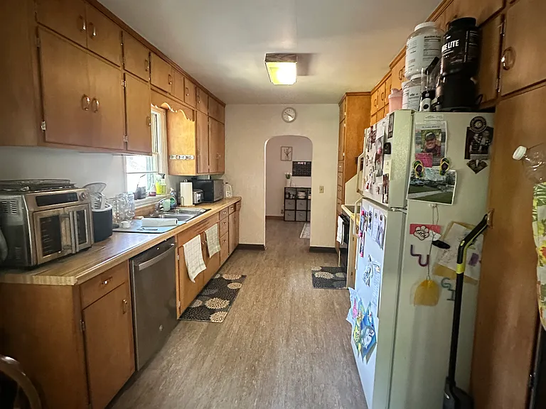 431 N 6th St #1 — Photo 3